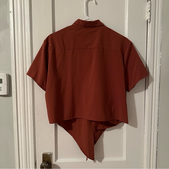 Wayre Button Up Crop in Clay - Picture 3 of 9